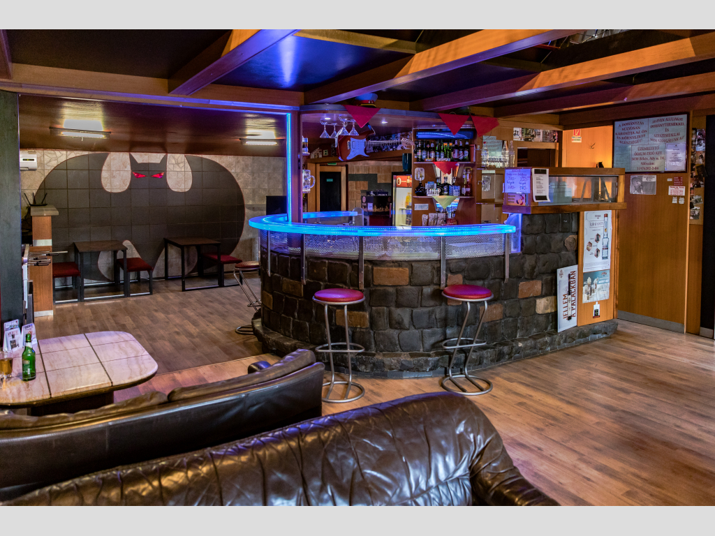 Denevér Club Denevér Club